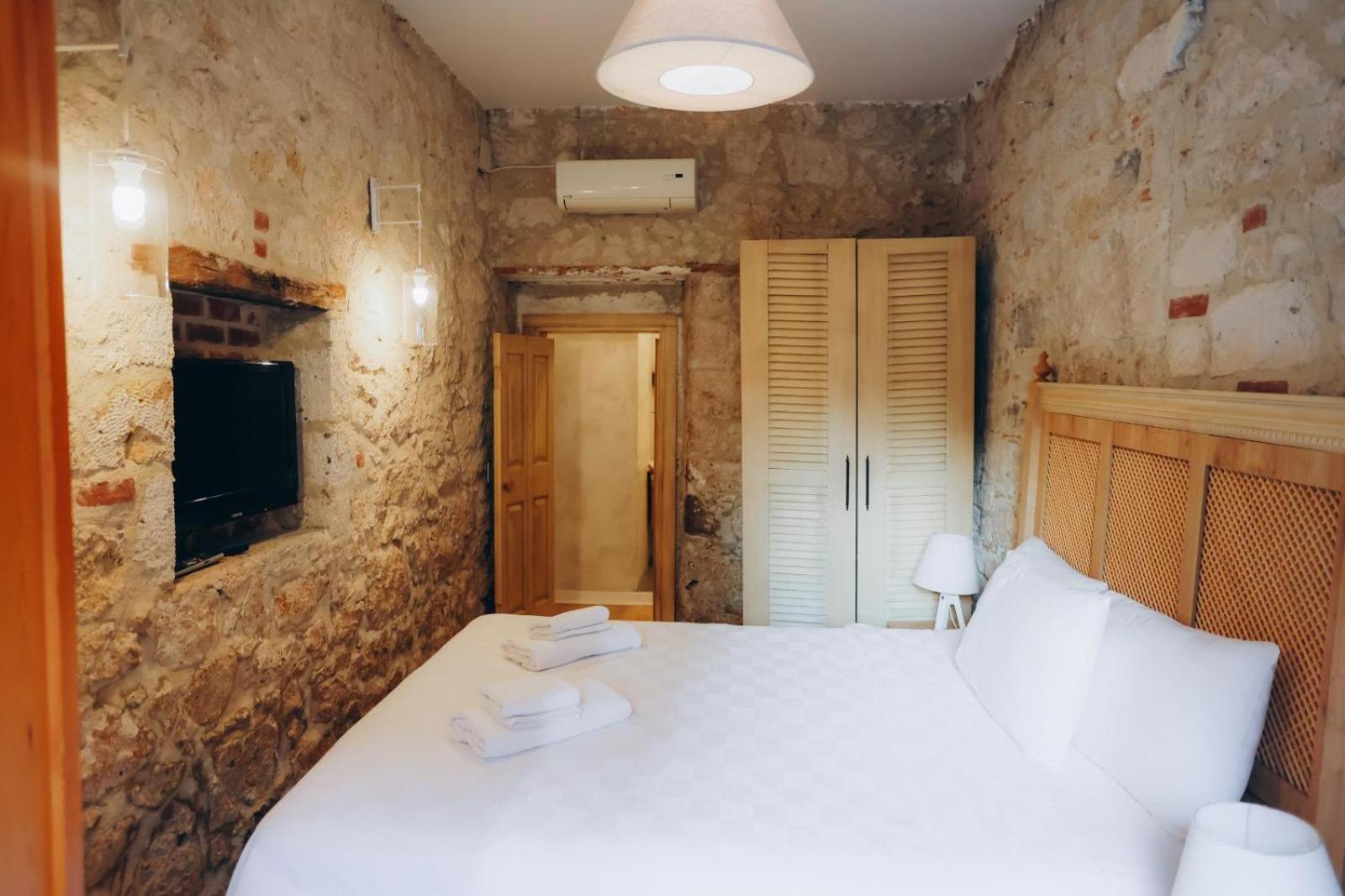 אלאקאטי 1881 Halil Efendi Otel מראה חיצוני תמונה